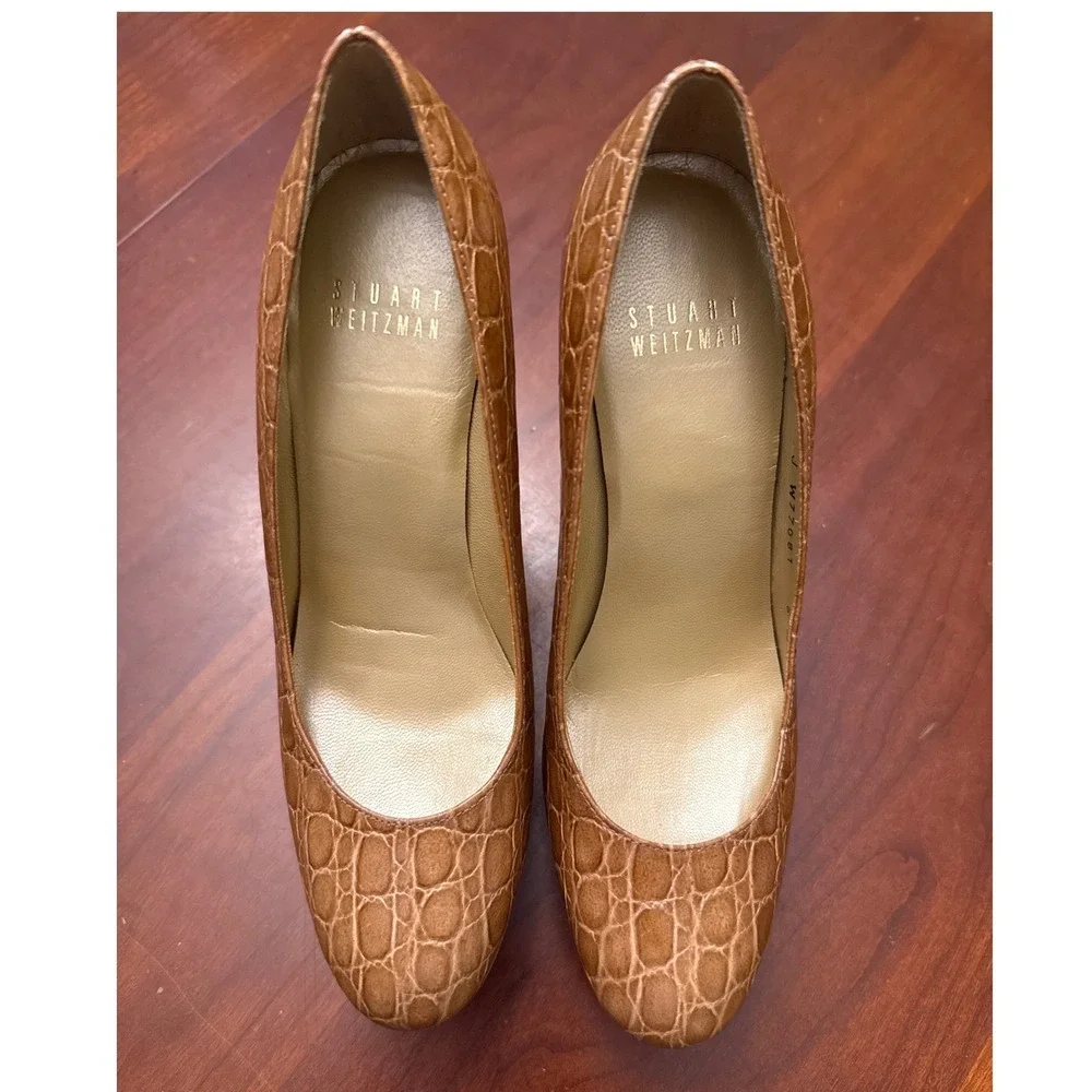 Stuart Weitzman size 6 brown embossed leather platform heels pumps‎
